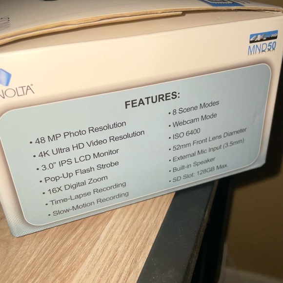 Minolta Camera - Picture 9 of 9